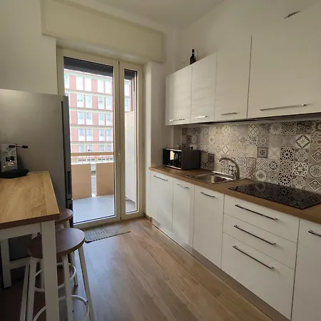 Cea Appartement Bari